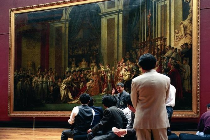 Louvre Museum and Seine River Cruise Tickets by e-mail - Taking a break inside the museum
