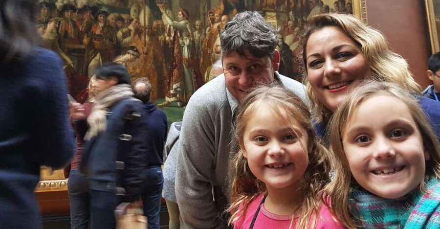 Louvre Museum Child-Friendly Private Tour for Families - Why the private format matters for families