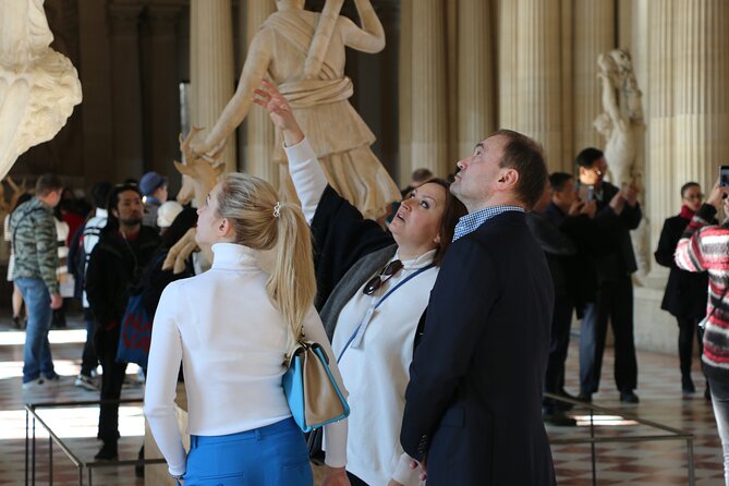 Louvre Museum: Guided Tour at Closing Time with Mona Lisa - Venus de Milo, Winged Victory, and the Louvre’s scale