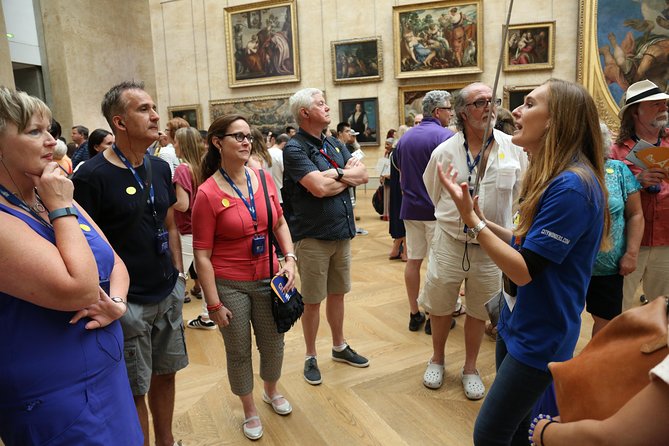 Louvre Museum Masterpieces Guided Tour with Access - Small-group and private options