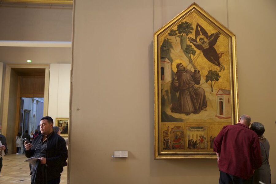 Louvre Museum: Mona Lisa Without the Crowds Last Entry Tour - The final half-hour with the Mona Lisa