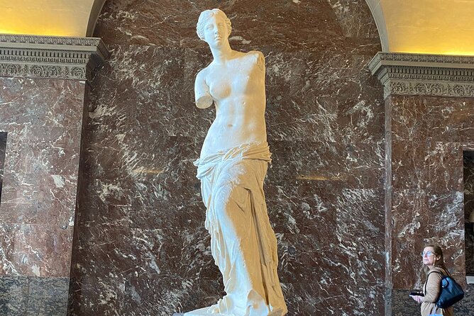 Louvre Museum Private Guided Tour - Mona Lisa, Venus de Milo, and Winged Victory