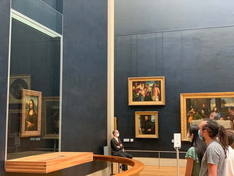 Louvre Museum: Skip-the-Line Small Group Guided Tour - Why a two-hour Louvre plan makes sense
