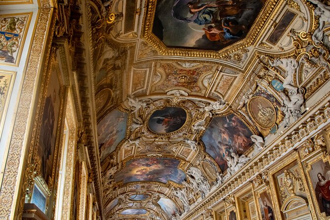 Louvre Private Tour – The Essentials and More with Expert Guide - Mona Lisa, Venus de Milo, and Napoleon