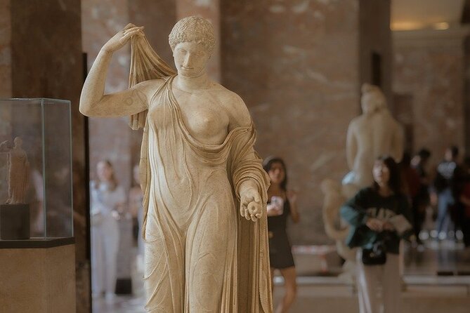 Louvre Skip The Line Guided Tour - Why the guide matters more than the ticket