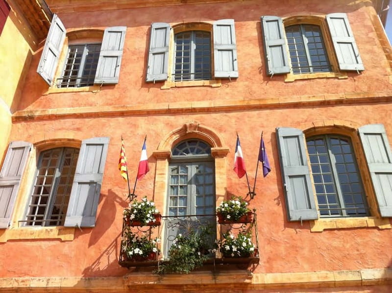 Luberon villages Full-day tour from Aix-en-Provence - A full day from Aix, with the driving handled