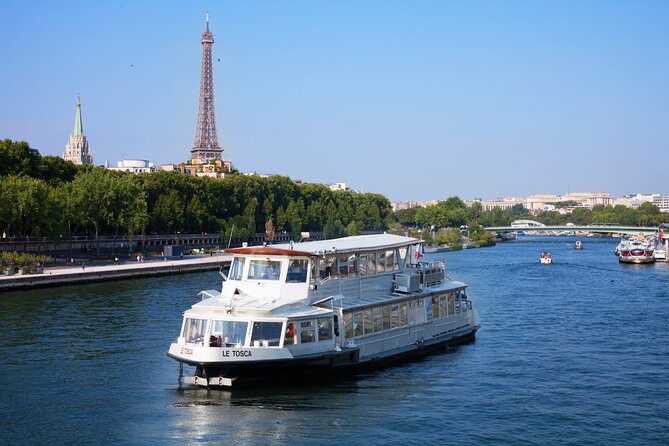Lunch Cruise Check-out from the Eiffel Tower - Boarding near the Eiffel Tower at 3 Port Debilly