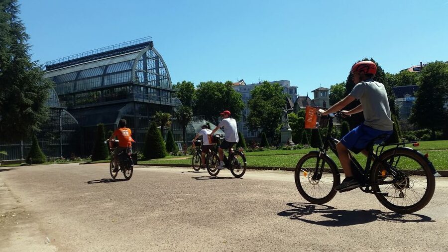 Lyon: 2-Hour Electric Bike Tour with a Local Guide - What the Local Guides Add