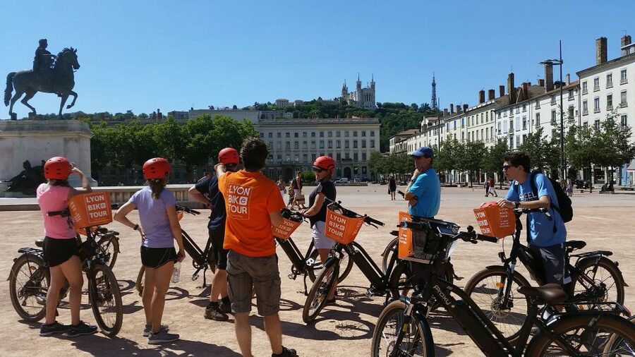 Lyon: 2-Hour Electric Bike Tour with a Local Guide - How Hard Is the Ride?