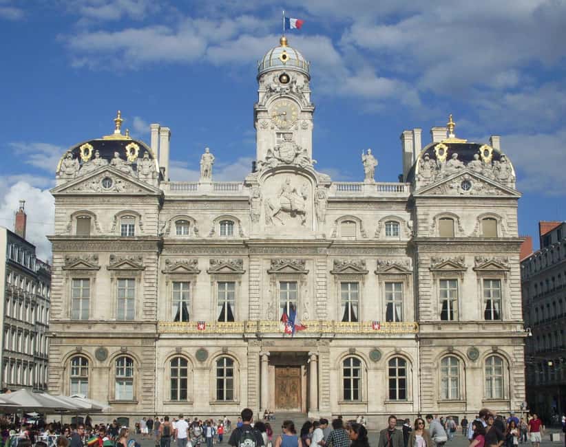 Lyon: City Highlights Walking Tour - Place Bellecour and Lyon’s two rivers
