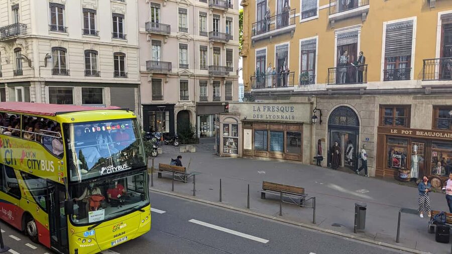 Lyon City Hop-on Hop-off Sightseeing Bus Tour - Why this bus works well in Lyon
