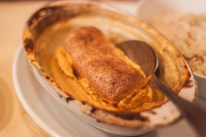 Lyon Old Town Food Tour with 6 French Delicacies & Fine Wine - Place Bellecour marks the move toward central Lyon