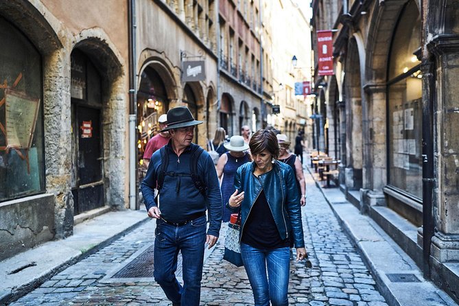 Lyon Old Town Food Tour with Local Specialties Tasting & Lunch - A bouchon tasting, including oeuf meurette