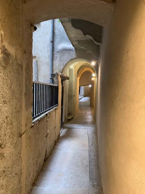 Lyon: Private Walking Tour of "Traboules" in the Old Town - Is $43 a fair price?