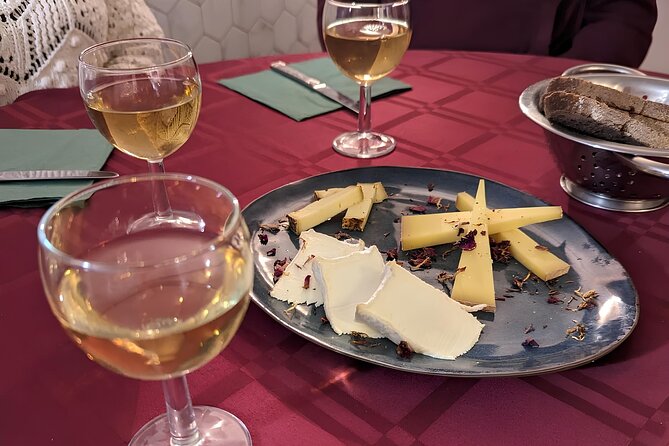 Lyon Sunset Food Tour – A Full Taste of France by Do Eat Better - Why Lyon is best understood through its food