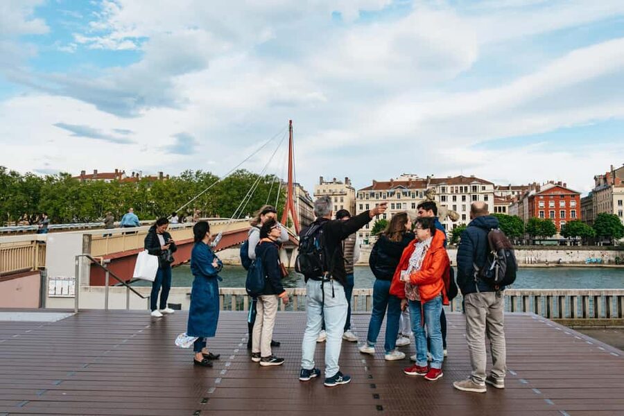 Lyon: Vieux Lyon Food Tasting Walking Tour - Should you book it?