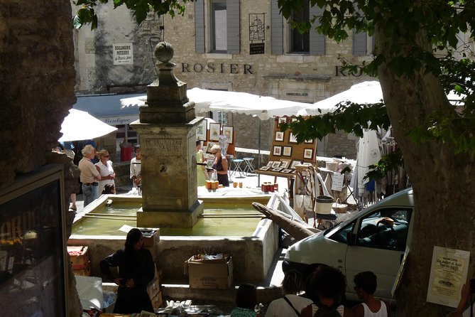Market & Perched Villages of the Luberon Day Trip from Marseille - Lourmarin is a good place to slow down