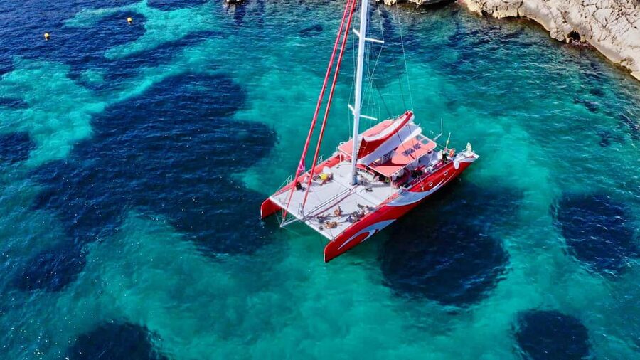 Marseille : Calanques Catamaran Cruise with Lunch & Wine - Why a catamaran is a good way to see the Calanques
