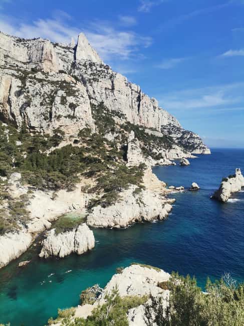 Marseille: Calanques National Park Guided Hike with Picnic - Plants, Wildlife, and Marseille Stories