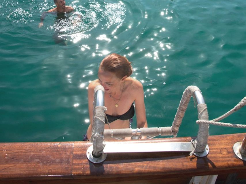 Marseille: Calanques Sailing Day Trip with Lunch and Wine - The first hours at sea
