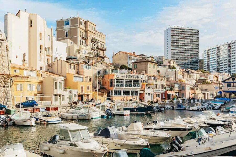 Marseille: Guided Off-the-Beaten-Path Neighborhood Walk - Stories about Marseille’s rebellious character