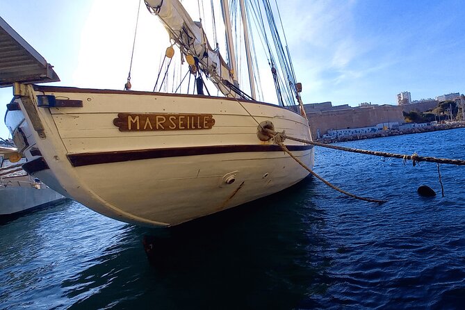 Marseille Guided Tour for 4 Hours with a Bilingual Local Guide - Le Panier, Marseille’s oldest-feeling quarter