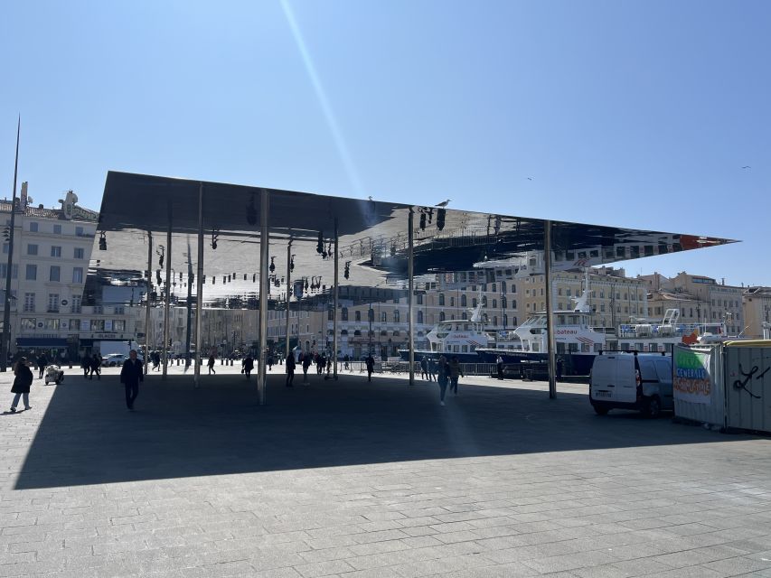 Marseille: Sightseeing E-Bike Tour - Starting at 2 Rue de la Loge with a careful bike fitting