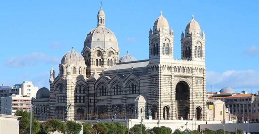 Marseilles: Private Custom Tour with a Local Guide - Key points to know before booking