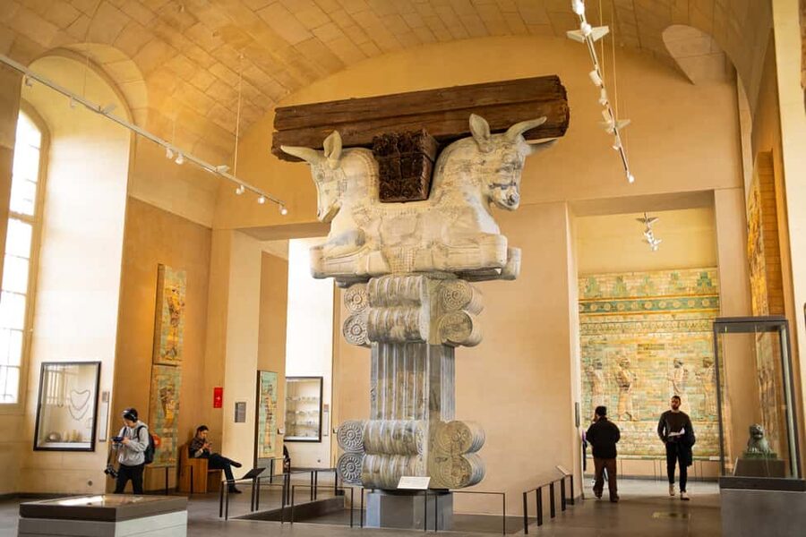 Mona Lisa & Treasures: 6-people Max Louvre Experience - Venus de Milo and the Louvre’s sculptural power