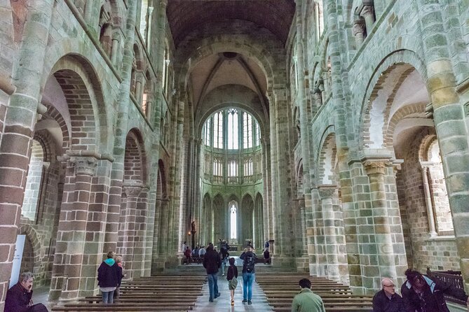 Mont Saint Michel Day Trip from Paris with English Speaking Guide - Free time for lanes, ramparts, and lunch