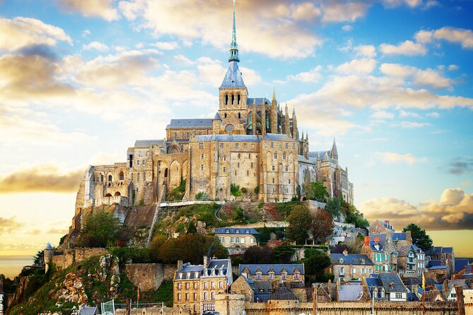 Mont Saint Michel Day Trip from Paris with English Speaking Guide - The four-hour ride through Normandy