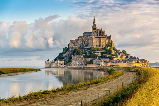 Mont Saint Michel Guided Day Trip with Abbey Entry from Paris - Who should book this day trip?
