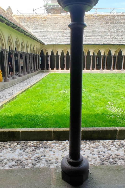 Mont-Saint-Michel: Private Guided Tour with Abbey Entrance - The climb to the abbey
