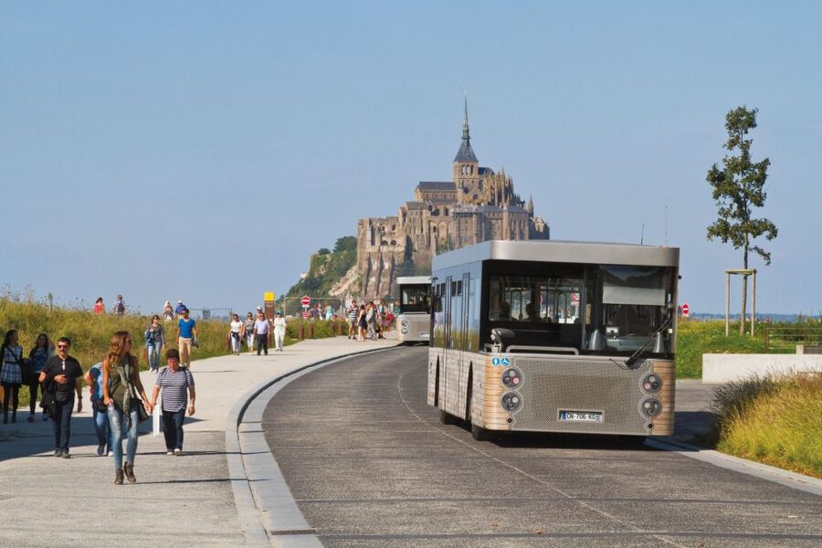 Mont Saint Michel: Walking Tour & Optional Abbey Ticket - The ramparts and the view across the bay
