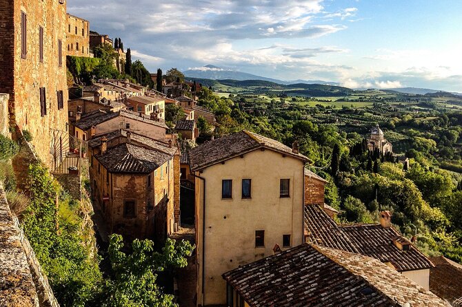 Montepulciano: Winery Tour & Tasting Experience - Four Tuscan wines, from Rosso to Nobile Riserva