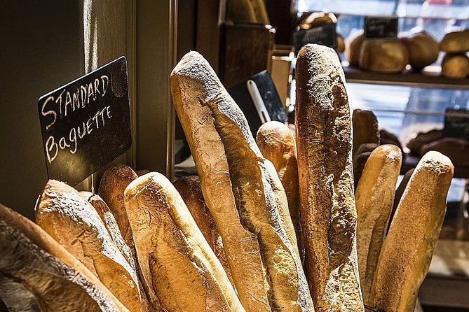 Montmartre Hidden Gems and Scenic Highlights Walking Tour - Sacré-Coeur and the Paris view