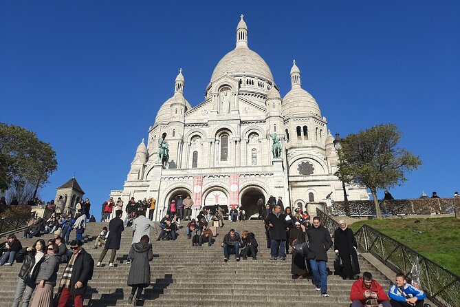 Montmartre/Sacre-Coeur/Paris- Artistic & Bohemian Epicenter - Following Van Gogh, Picasso, and the artists of Montmartre
