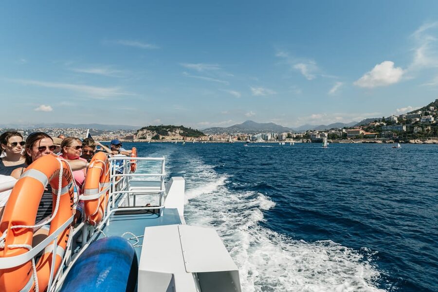 Nice: 1-Hour Sightseeing Cruise to Villefranche Bay - Commentary that adds more than background noise