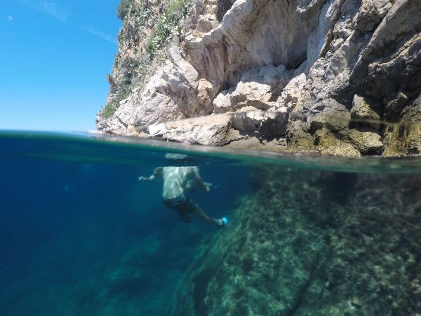 Nice: 1h30 nautical excursion to Cap Ferrat - Why the Black Tenders make a difference