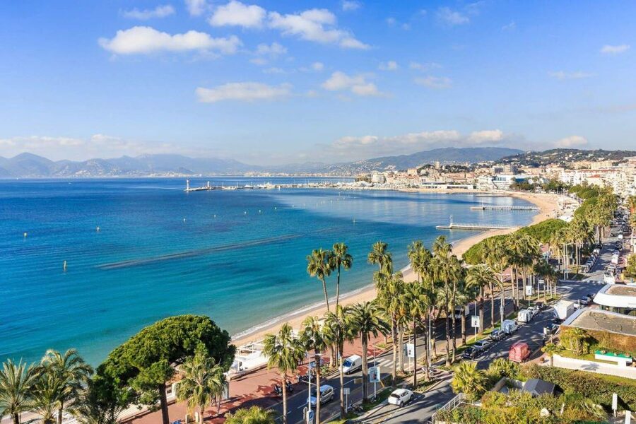 Nice: Cannes, Antibes & St Paul de Vence Half-Day Tour - Antibes, yachts, and a more traditional seafront