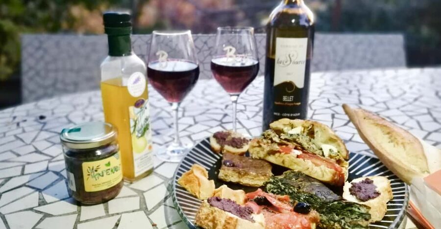 Nice: Food and Wine Old Town Guided Walking Tour - Starting beside the sea at Castel Plage