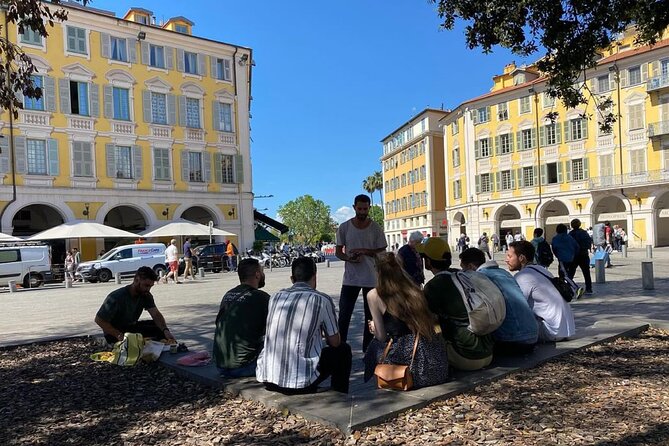 Nice Food Tour: Food Tastings & Local Wine Experience in Nice - The essential socca stop