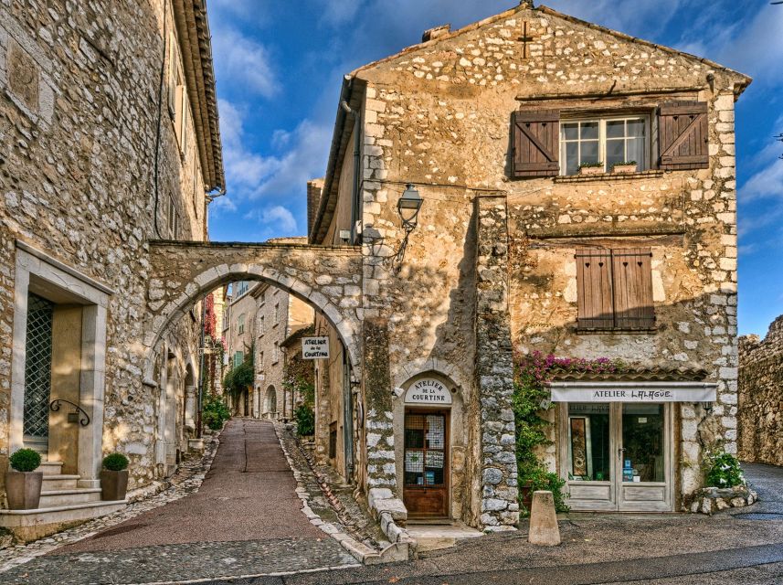 Nice: Medieval Villages Full-Day Guided Trip - Gourdon: the highest viewpoint of the day