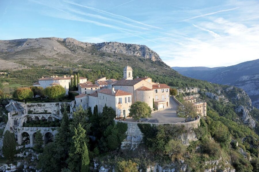 Nice: Medieval Villages Full-Day Guided Trip - Grasse: perfume, leather, and old lanes