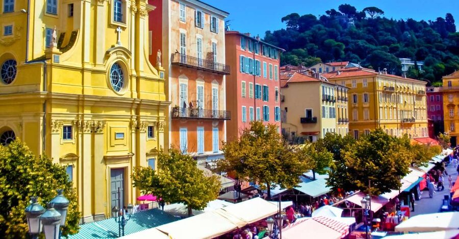 Nice: Old Town Treasures Walking Tour - Entering Vieux-Nice through an Italian doorway