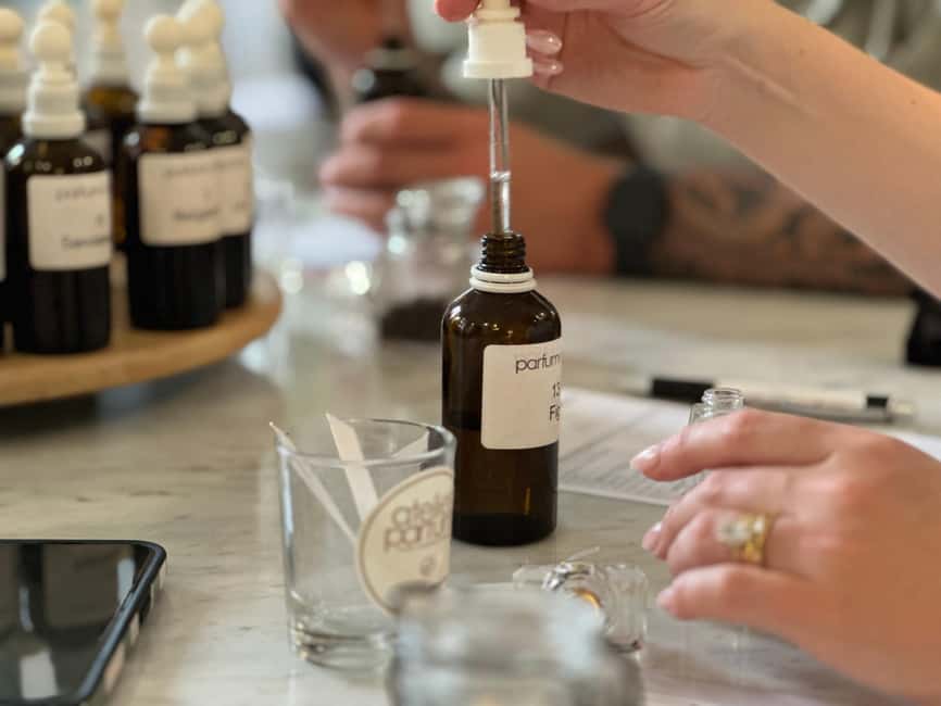 Nice: Perfume Creation Workshop - Testing local flowers and mysterious ingredients