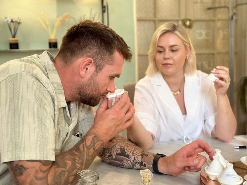 Nice: Perfume Creation Workshop - Finding Parfum et Vous near the Mediterranean