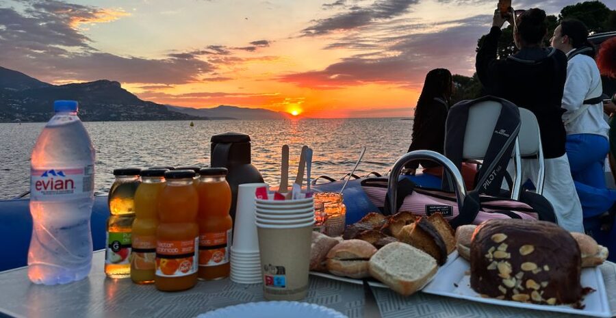 Nice: Saint Jean Cap Ferrat Sunrise Boat Trip with Breakfast - Breakfast, coffee, juice, and music on board