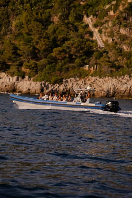 Nice: Sunset Boat Tour with Wine and Local Snacks - The best parts of the cruise at a glance