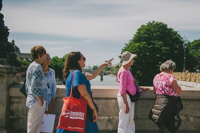Night Out in Paris: Boho Vibes & City Lights - Luxembourg Gardens, a calm pause in the route